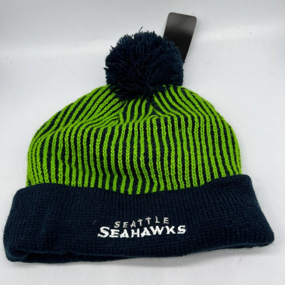 Seattle Seahawks NFL Team Apparel Hat Beanie Pom Pom Cap Youth